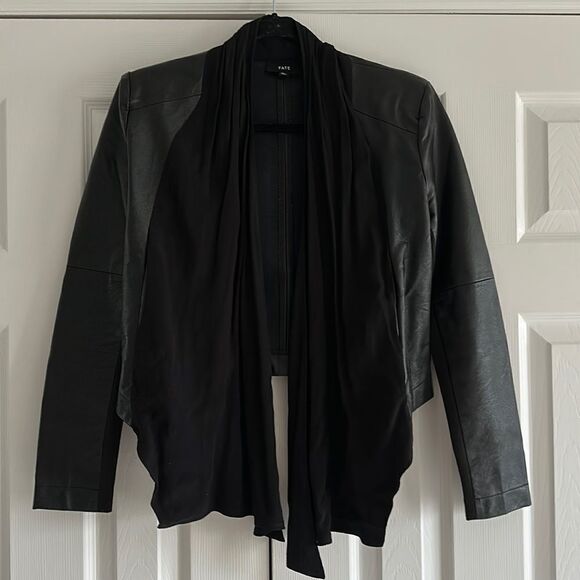 Fate
Women’s Faux Leather Cropped Black Jacket - Picture 1 of 7